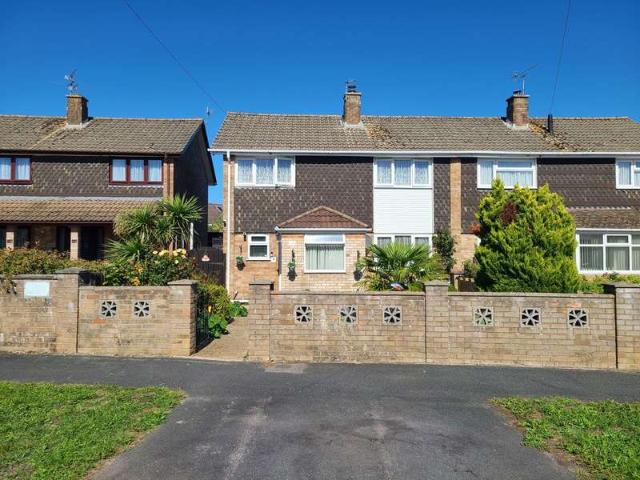 3 Bedroom Semi Detached House