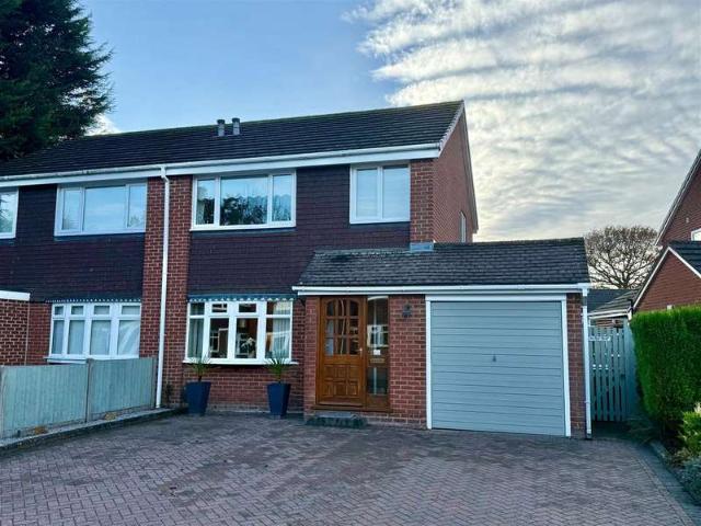 3 Bedroom Semi Detached House