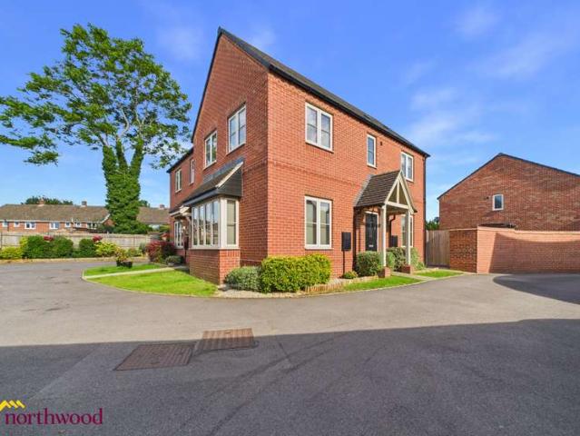 3 Bedroom Semi Detached House