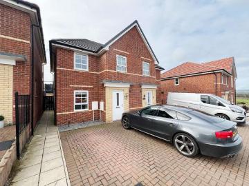 3 Bedroom Semi Detached House