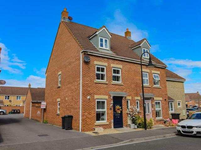 3 Bedroom Semi Detached House