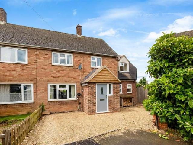 3 Bedroom Semi Detached House