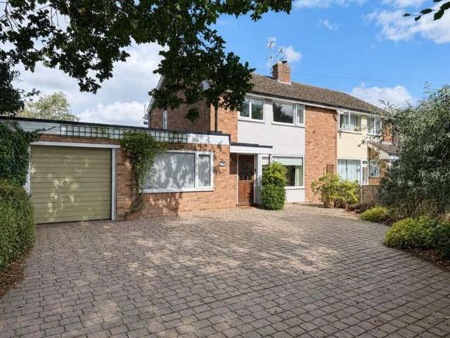 3 Bedroom Semi Detached House