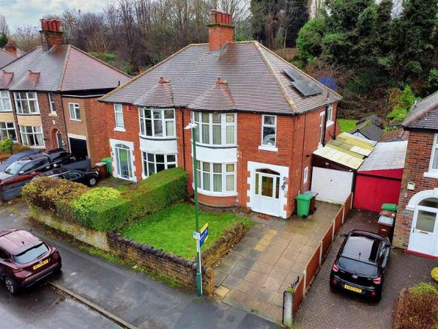 3 Bedroom Semi Detached House