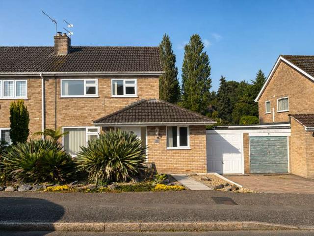 3 Bedroom Semi Detached House