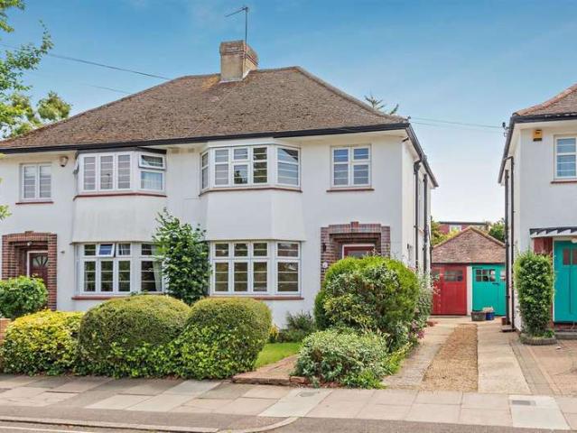 3 Bedroom Semi Detached House