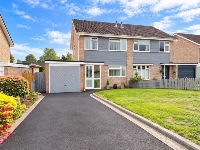 3 Bedroom Semi Detached House