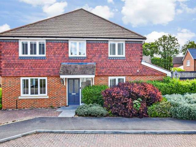 3 Bedroom Semi Detached House