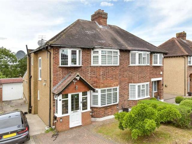3 Bedroom Semi Detached House