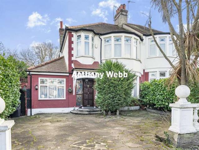 3 Bedroom Semi Detached House