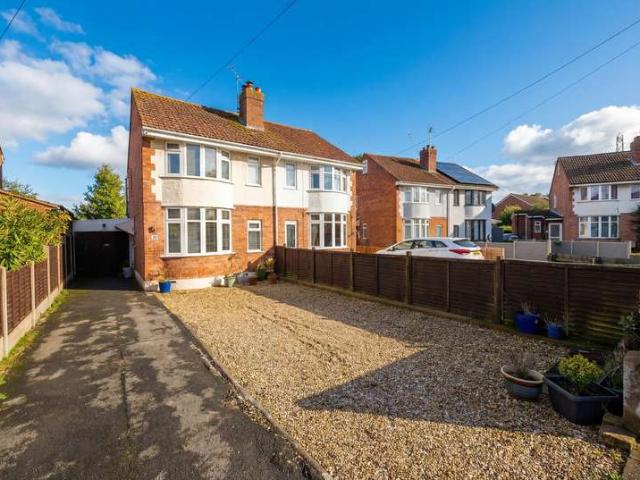 3 Bedroom Semi Detached House
