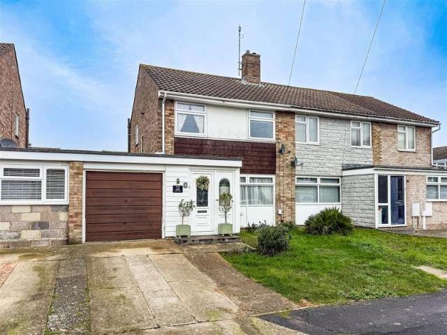 3 Bedroom Semi Detached House
