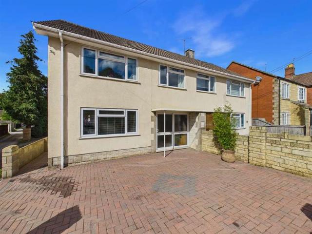 3 Bedroom Semi Detached House