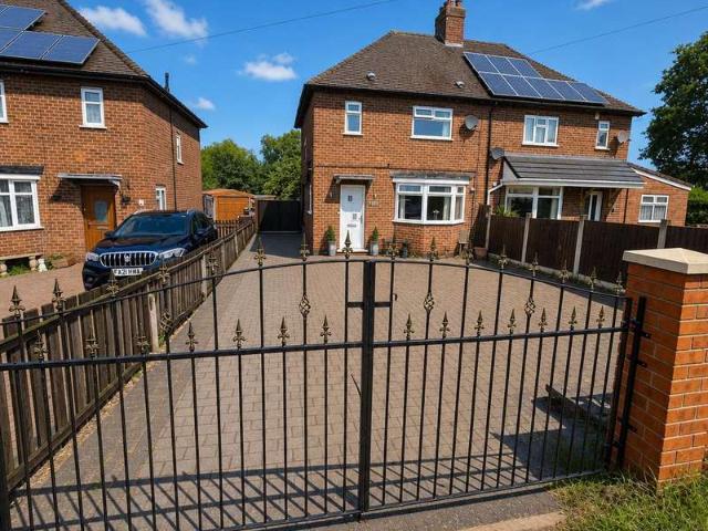 3 Bedroom Semi Detached House