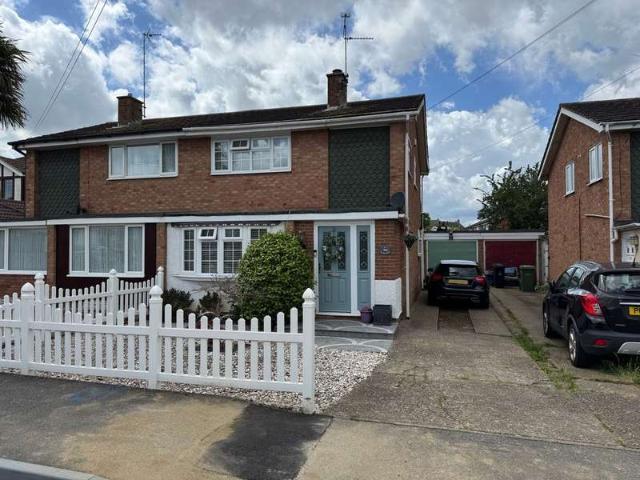 3 Bedroom Semi Detached House