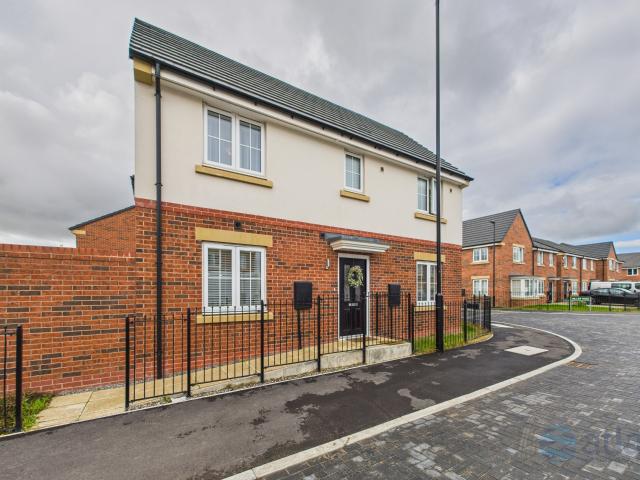 3 bedroom semi detached house