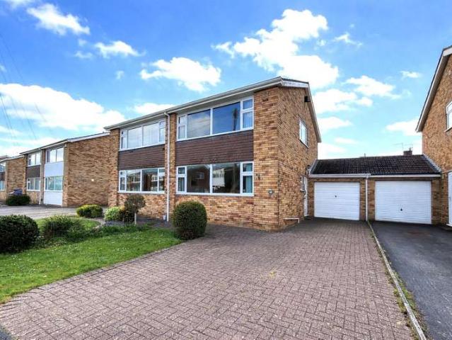 3 Bedroom Semi Detached House