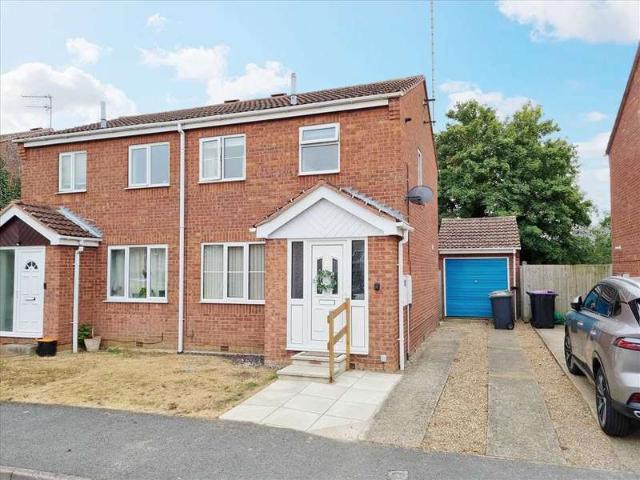 3 Bedroom Semi Detached House