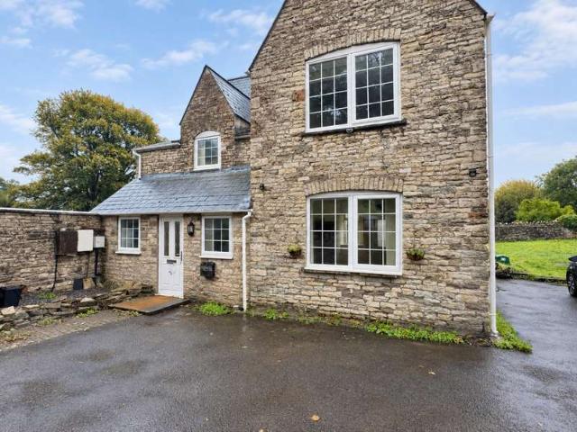 3 Bedroom Semi Detached House