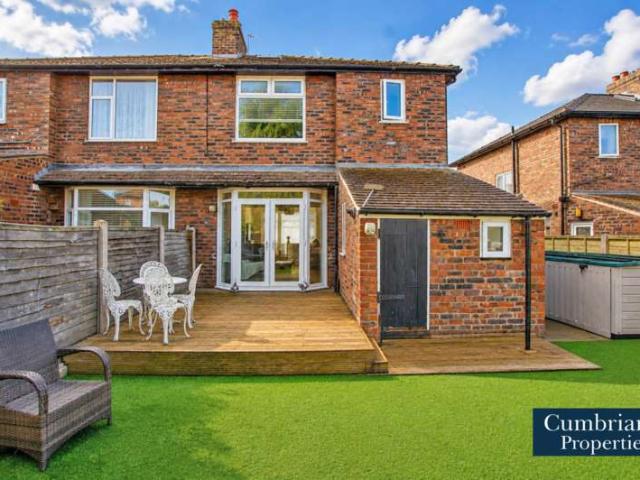 3 Bedroom Semi Detached House