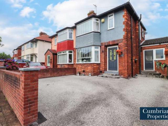 3 Bedroom Semi Detached House