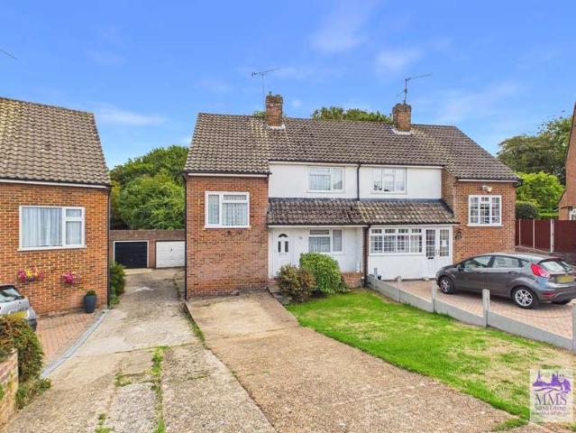 3 Bedroom Semi Detached House