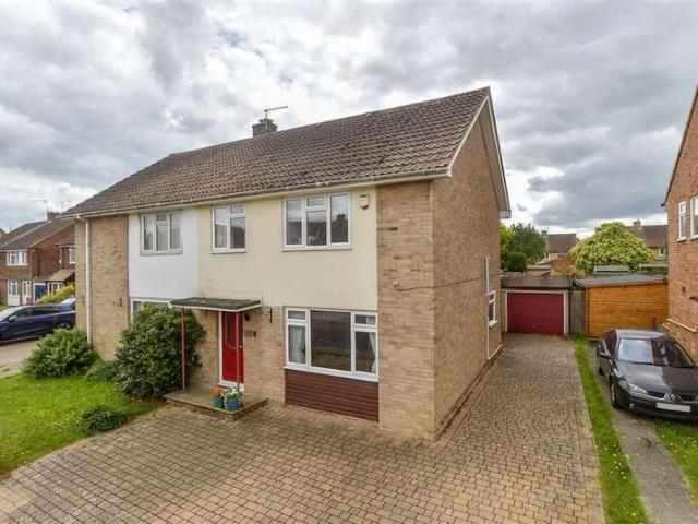 3 Bedroom Semi Detached House
