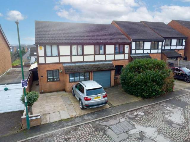 3 Bedroom Semi Detached House