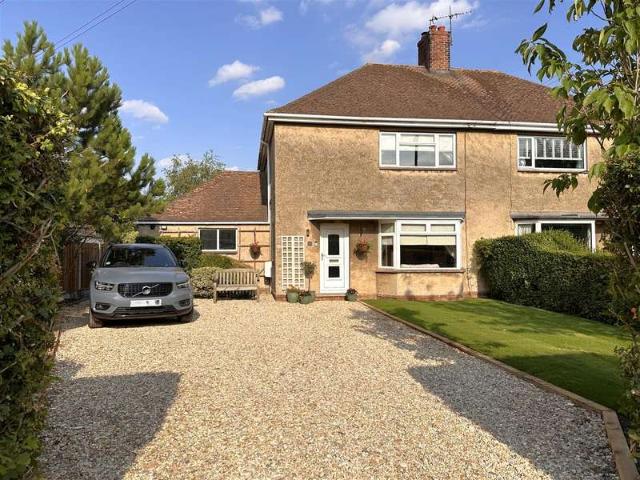 3 Bedroom Semi Detached House