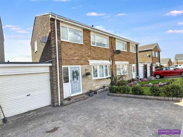 3 Bedroom Semi Detached House