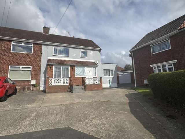 3 Bedroom Semi Detached House