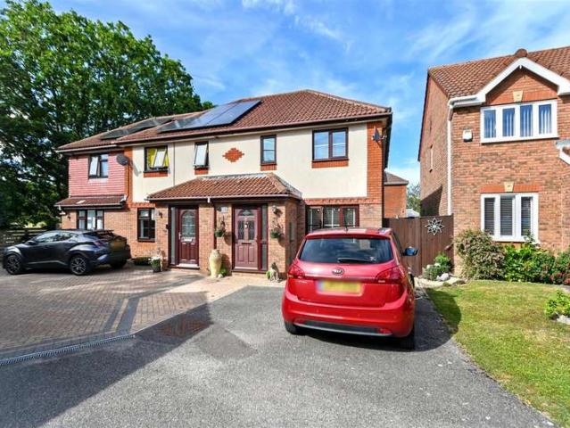 3 Bedroom Semi Detached House