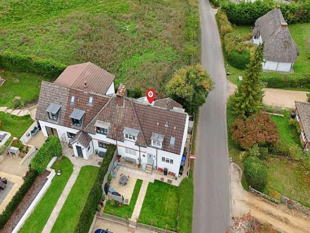 3 Bedroom Semi Detached House