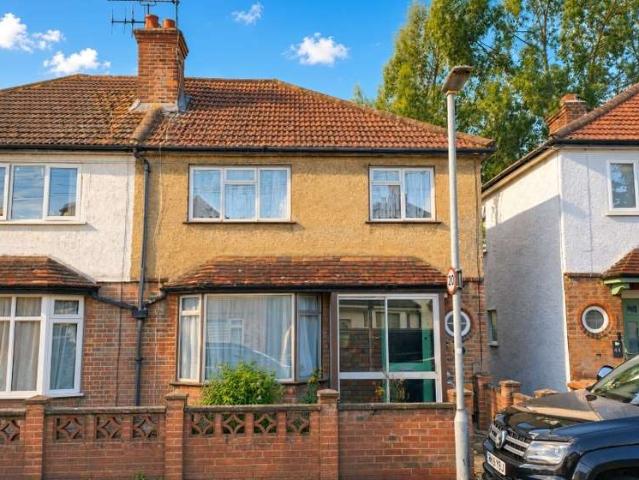 3 Bedroom Semi Detached House