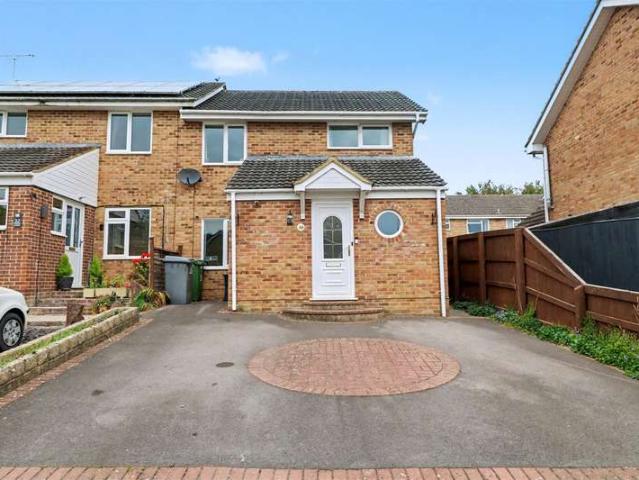 3 Bedroom Semi Detached House