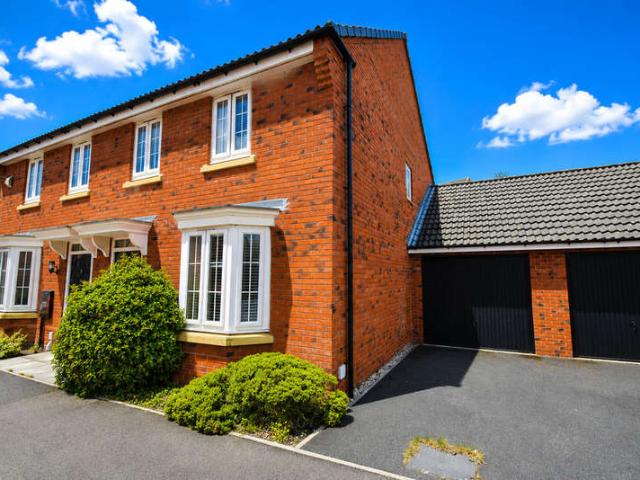 3 Bedroom Semi Detached House