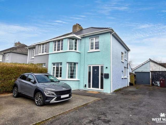 3 Bedroom Semi Detached House