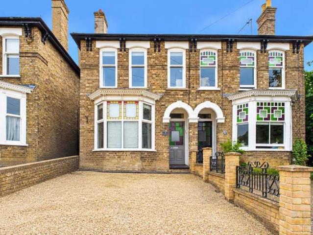 3 Bedroom Semi Detached House