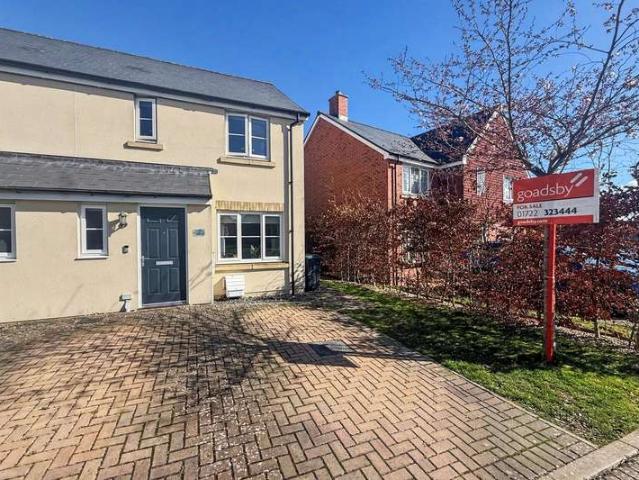 3 Bedroom Semi Detached House