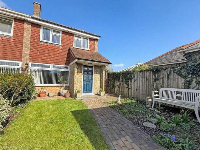 3 Bedroom Semi Detached House