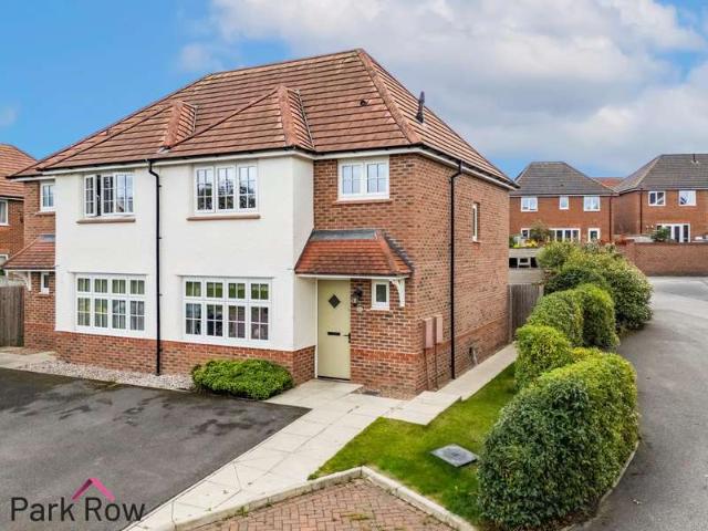 3 Bedroom Semi Detached House
