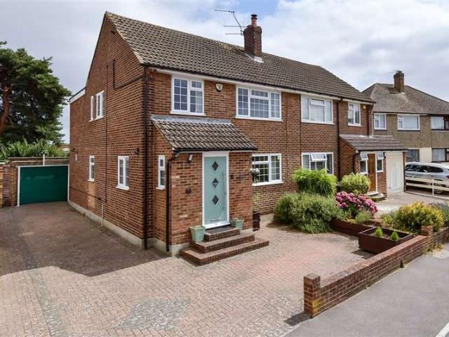 3 Bedroom Semi Detached House