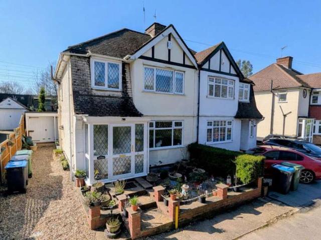3 Bedroom Semi Detached House