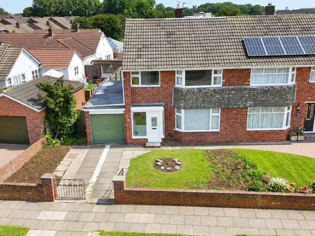 3 Bedroom Semi Detached House