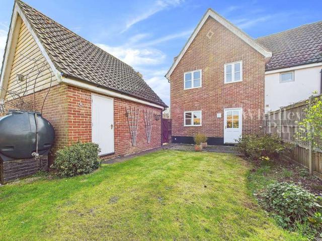 3 Bedroom Semi Detached House