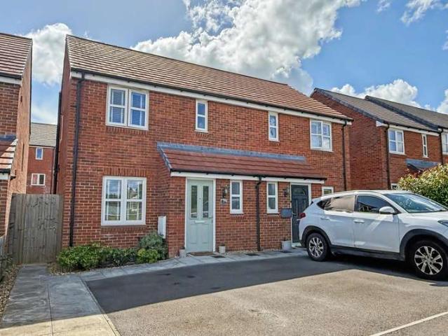 3 Bedroom Semi Detached House