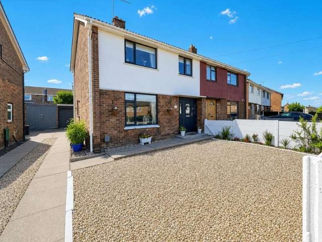 3 Bedroom Semi Detached House