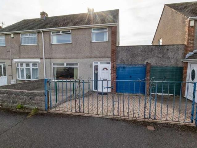 3 Bedroom Semi Detached House