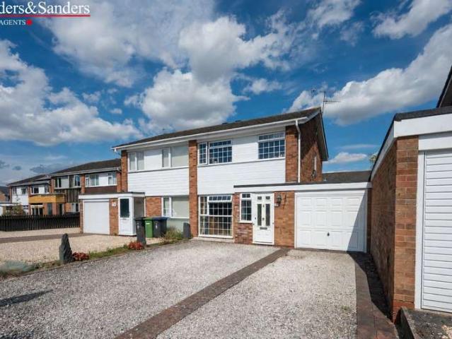 3 Bedroom Semi Detached House