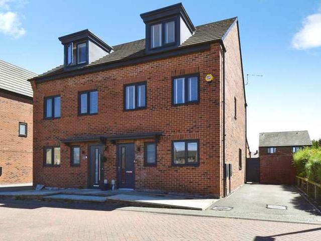 3 Bedroom Semi Detached House